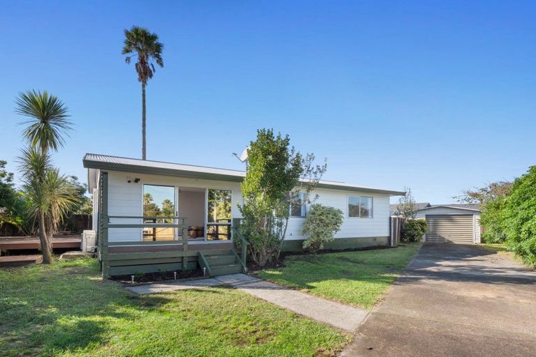 Photo of property in 4a Jasper Way, Papamoa Beach, Papamoa, 3118