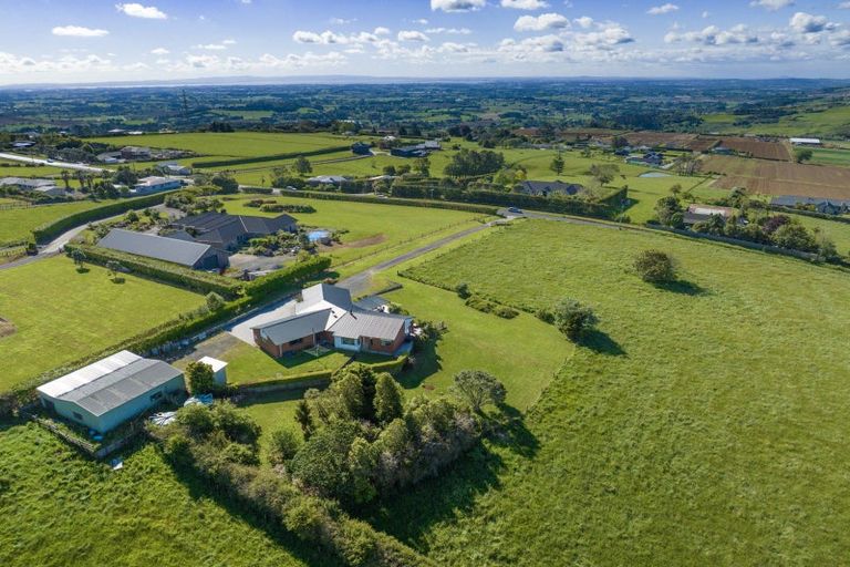 Photo of property in 118 Paparata Road, Bombay, 2675