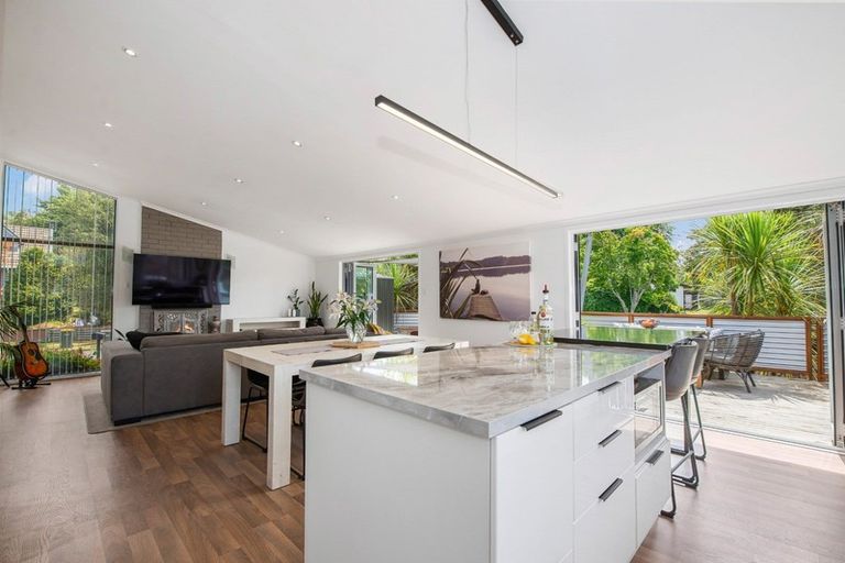 Photo of property in 11 Icarus Place, Sunnybrook, Rotorua, 3015