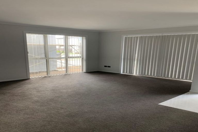 Photo of property in 5 Wairepo Street, Takanini, 2112