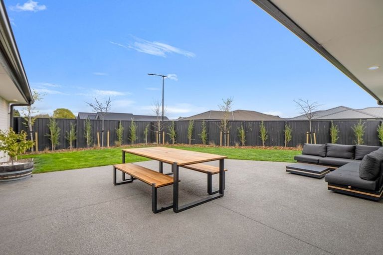 Photo of property in 3 Springbrook Close, Rangiora, 7400