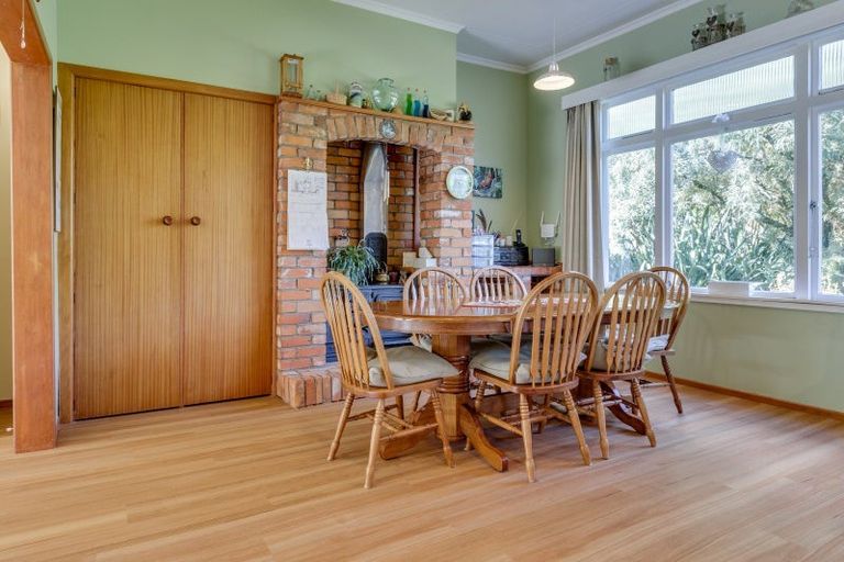 Photo of property in 49 Halls Road, Pahiatua, 4910