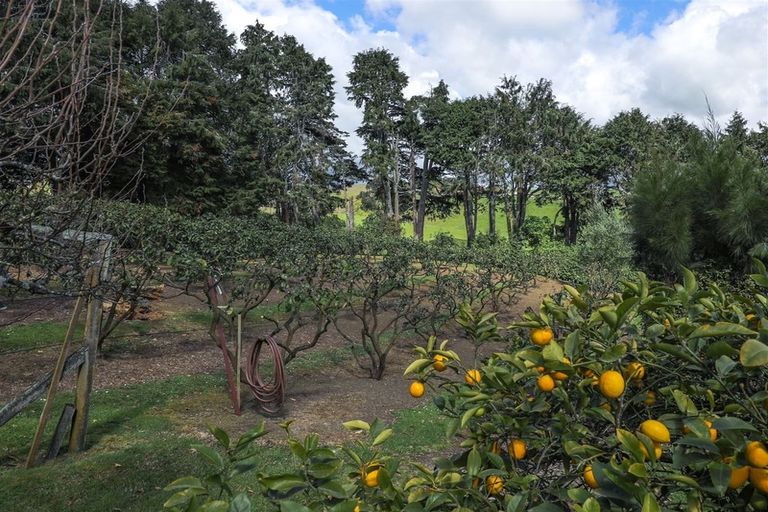 Photo of property in 14 Hillside Heights Road, Huntly, 3771