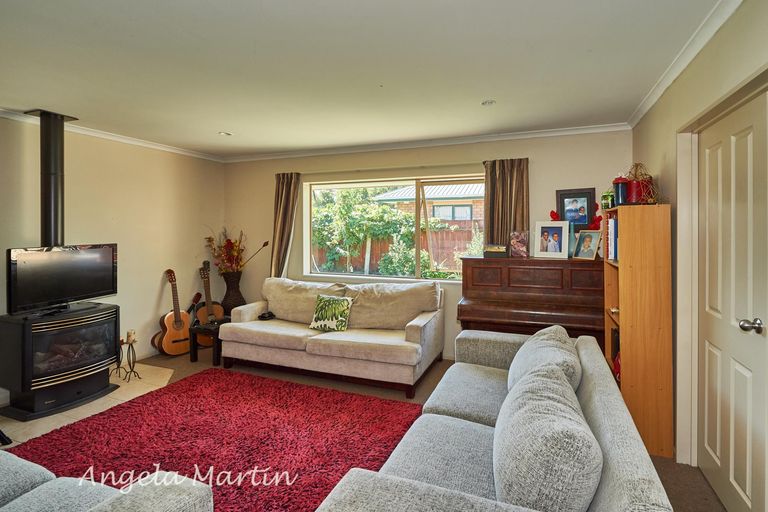 Photo of property in 24 Parnell Street, Fairfield, Lower Hutt, 5011