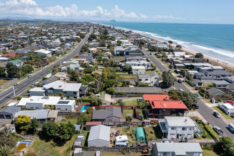Photo of property in 128b Karewa Parade, Papamoa Beach, Papamoa, 3118