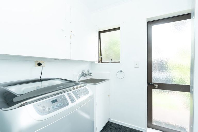 Photo of property in 17 Moverley Place, Pukete, Hamilton, 3200