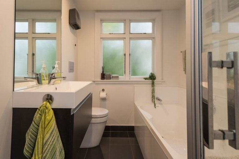 Photo of property in 15 Innes Road, St Albans, Christchurch, 8052