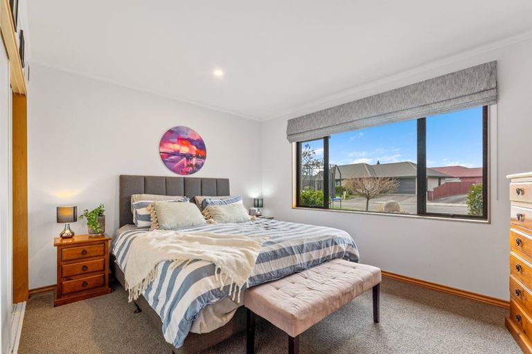 Photo of property in 10 Kate Edger Place, Stoke, Nelson, 7011