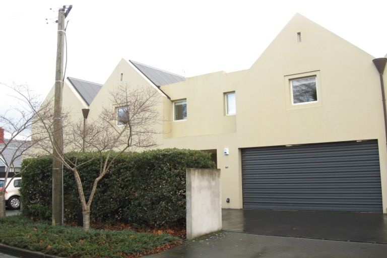 Photo of property in 91 Holly Road, St Albans, Christchurch, 8014