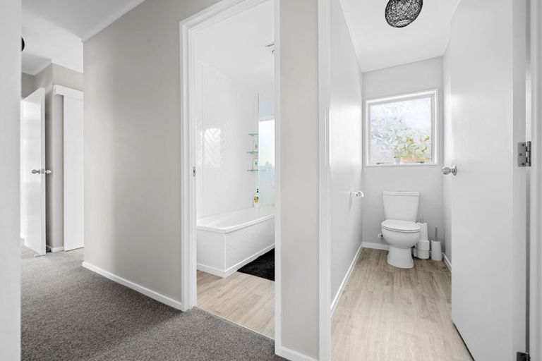 Photo of property in 8c Huia Avenue, Forest Lake, Hamilton, 3200