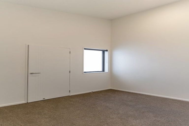 Photo of property in 4 Rangimarie Close, Opaheke, Papakura, 2113