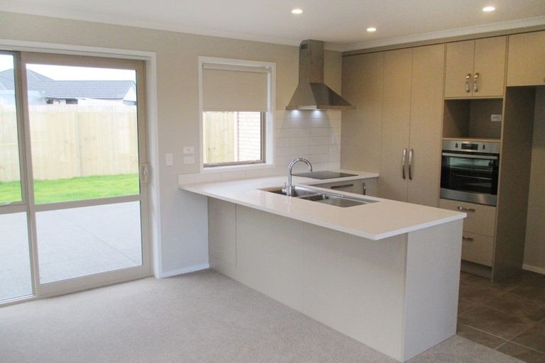 Photo of property in 5 Oolong Court, Huntington, Hamilton, 3210