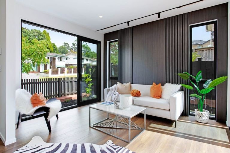 Photo of property in 73d Salamanca Road, Sunnynook, Auckland, 0620