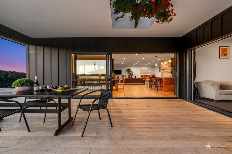 Photo of property in 123 Taiapa Valley Road, Muriwai, Waimauku, 0881