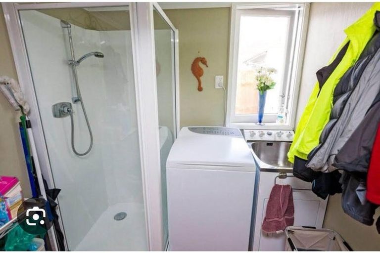 Photo of property in 6 Karaka Street, Hokowhitu, Palmerston North, 4410