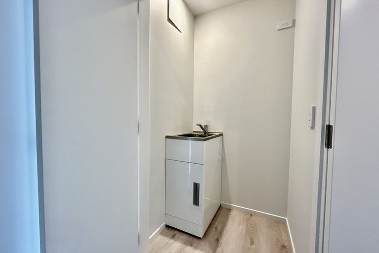 Photo of property in 2/77 Lismore Street, Waltham, Christchurch, 8011