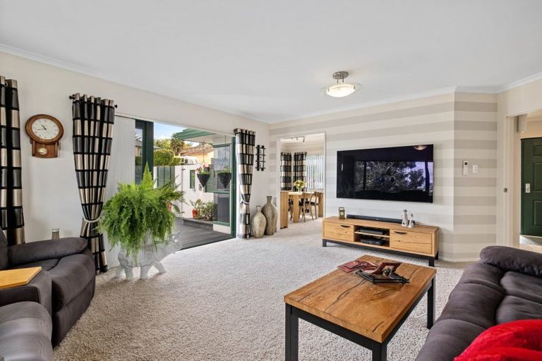 Photo of property in 3 Solander Drive, Welcome Bay, Tauranga, 3112