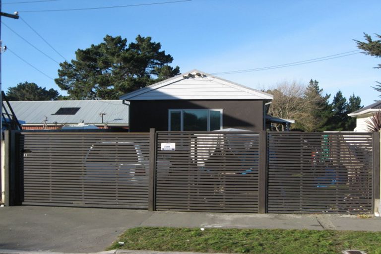 Photo of property in 51 Bowhill Road, New Brighton, Christchurch, 8083