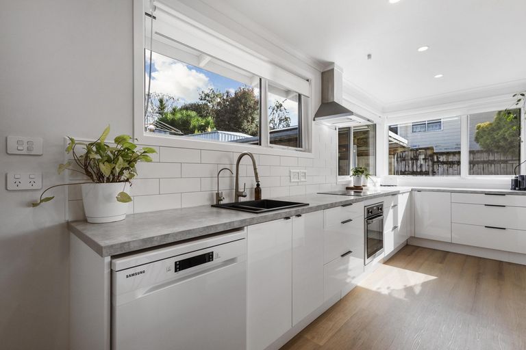 Photo of property in 10 Moule Street, Kihikihi, Te Awamutu, 3800