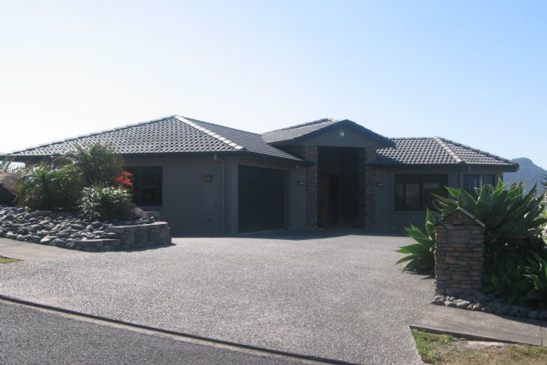 Photo of property in 156 Centennial Drive, Whitianga, 3510