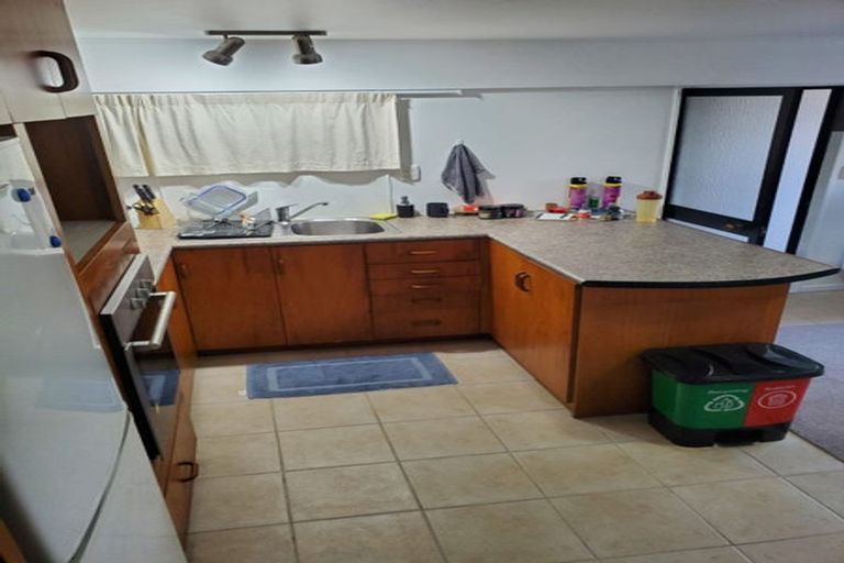 Photo of property in 87 Brian Crescent, Stanmore Bay, Whangaparaoa, 0932