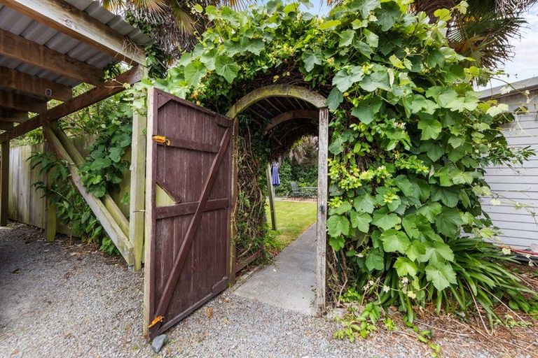 Photo of property in 12 Denvir Street, Strowan, Christchurch, 8052