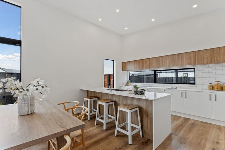 Photo of property in 10 Burkett Street, Marshland, Christchurch, 8051