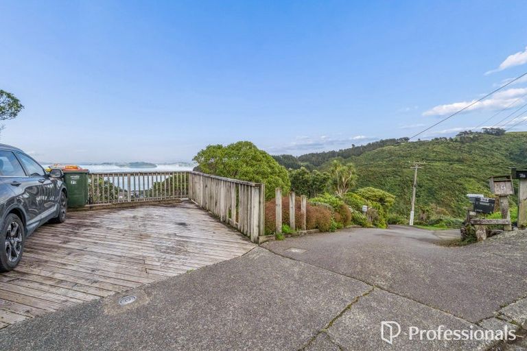 Photo of property in 7 Titiro Moana Road, Korokoro, Lower Hutt, 5012