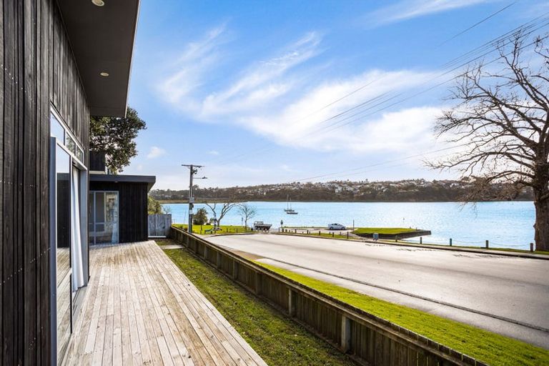 Photo of property in 12b Chapman Road, Te Atatu Peninsula, Auckland, 0610