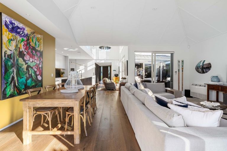 Photo of property in 140 Waterways Parade, Pauanui, Hikuai, 3579