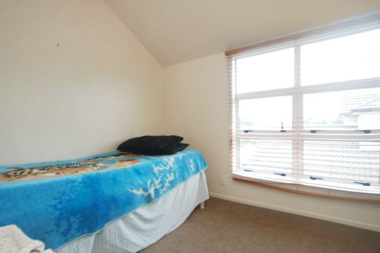 Photo of property in 16 Valley Road, Pukekohe, 2120