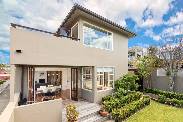 Photo of property in 1/5 Rarere Road, Hauraki, Auckland, 0622