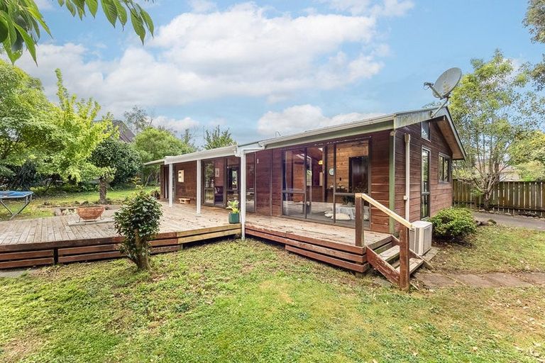 Photo of property in 16 Lupin Road, Otaki, 5512