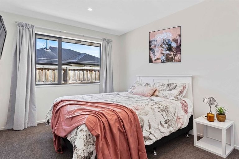 Photo of property in 8 Rosewood Drive, Amberley, 7410