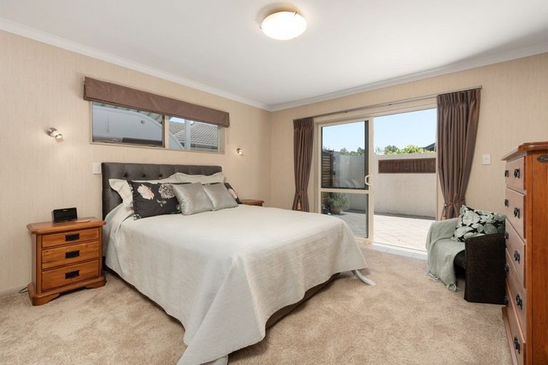 Photo of property in 9 Glenmonarch Place, Pyes Pa, Tauranga, 3112