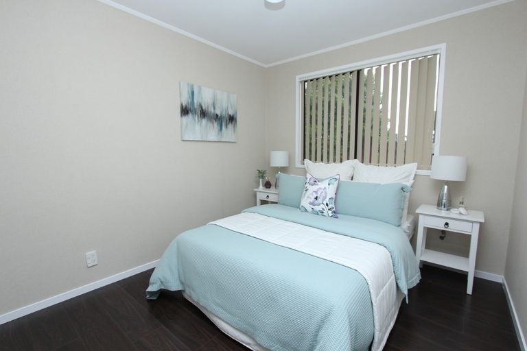 Photo of property in 4a Palmers Road, Clendon Park, Auckland, 2103