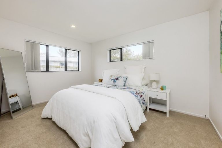 Photo of property in 9a Nogat Avenue, Papatoetoe, Auckland, 2024