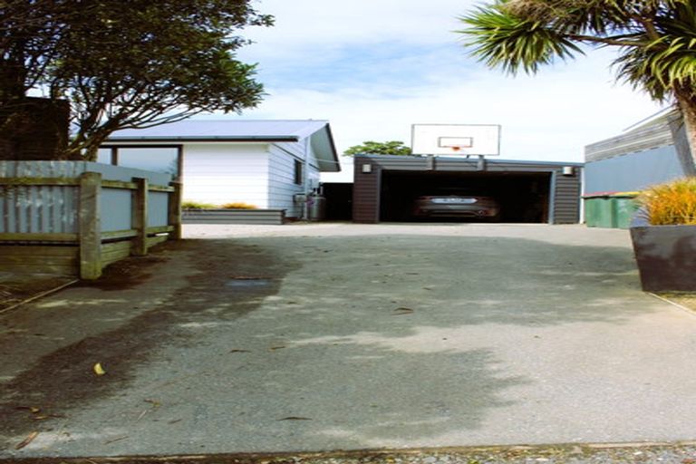 Photo of property in 3 Koromiko Street, Kaka Point, Balclutha, 9271