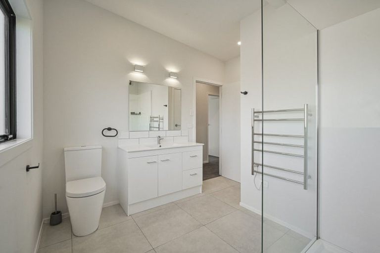 Photo of property in 68 Middle Road, Havelock North, 4130