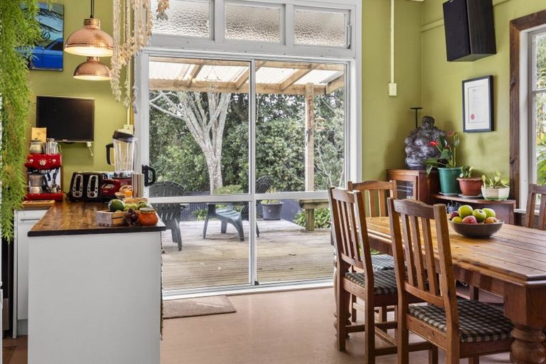 Photo of property in 2329 South Road, Okato, 4335