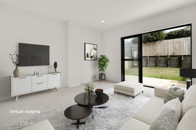 Photo of property in 15 Paina Crescent, Massey, Auckland, 0614