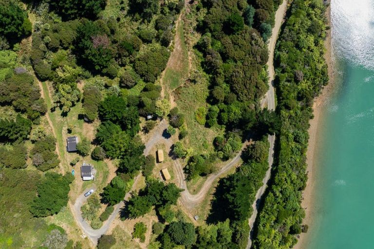 Photo of property in Waitaria Bay, Waitaria Bay, Picton, 7282