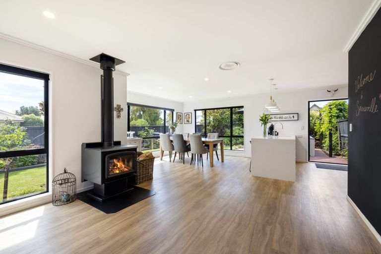 Photo of property in 1 Riverside Lane, Spencerville, Christchurch, 8083