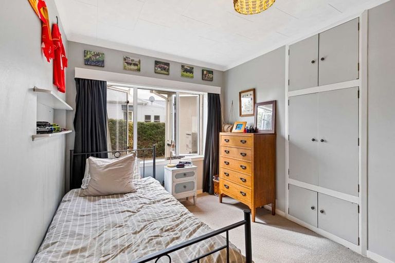 Photo of property in 12 Caius Avenue, Gonville, Whanganui, 4501