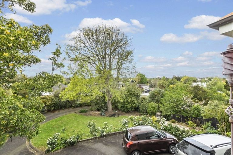 Photo of property in 19 Beerescourt Road, Beerescourt, Hamilton, 3200