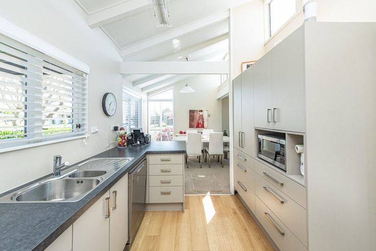 Photo of property in 3 Exeter Crescent, Springvale, Whanganui, 4501