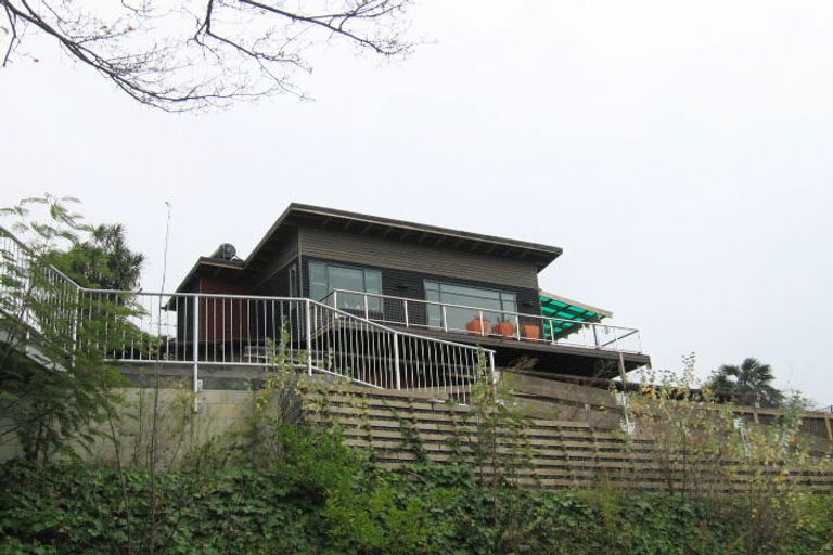 Photo of property in 19 Spencer Road, Hospital Hill, Napier, 4110