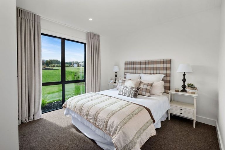 Photo of property in 32 The Fairways, Kinloch, Taupo, 3377