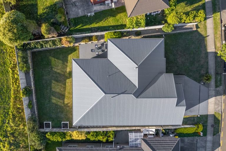 Photo of property in 80 Aotea Drive, Aotea, Porirua, 5024