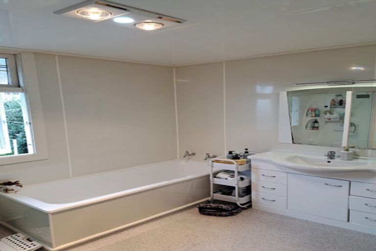 Photo of property in 5 Dundas Street, North Dunedin, Dunedin, 9016